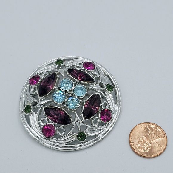 Sarah Coventry Brooch Vtg Springtime 1972 Silver Tone Purple Green Blue Filigree - Picture 6 of 9
